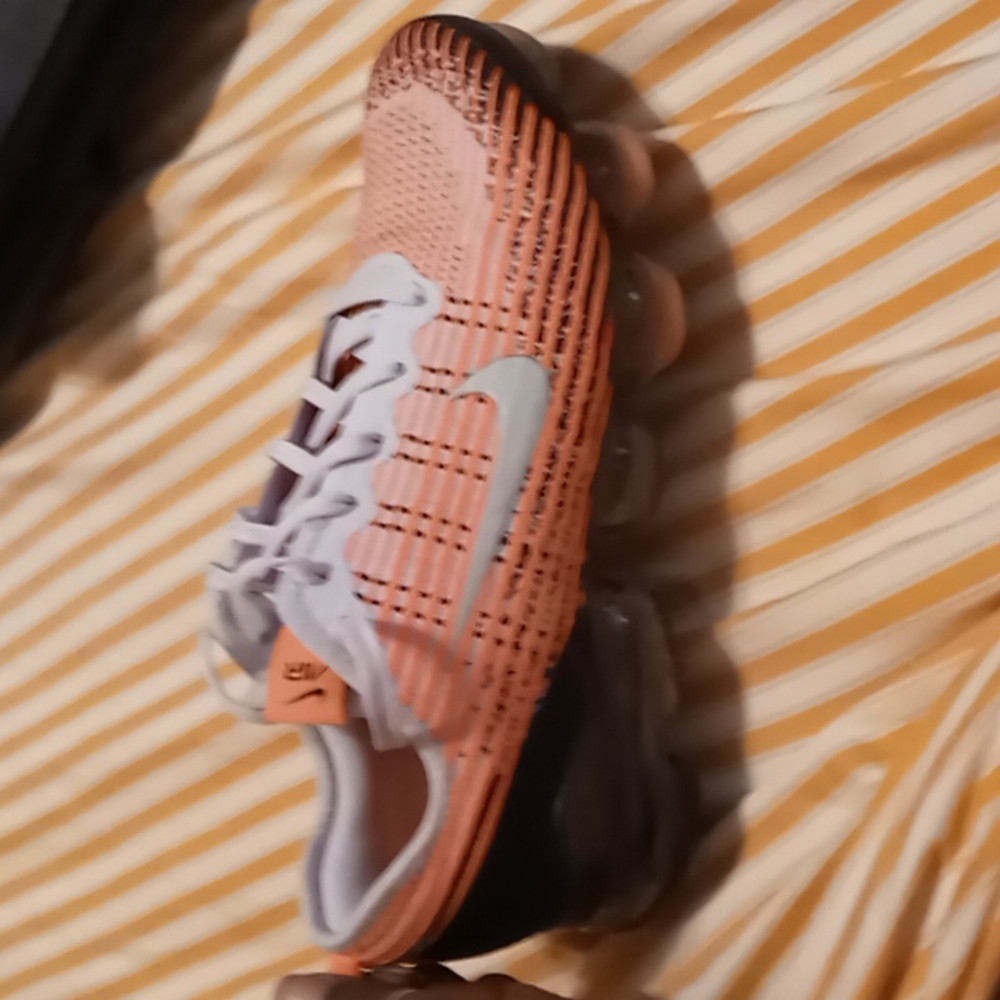 Nike Vapor Max Sneaker